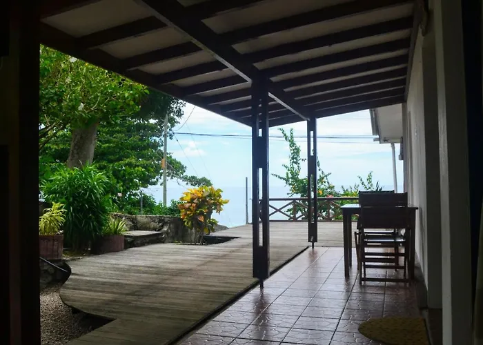 The Beach House 3* Beau Vallon (Mahe)