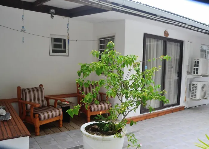 The Beach House Affittacamere Beau Vallon (Mahe)