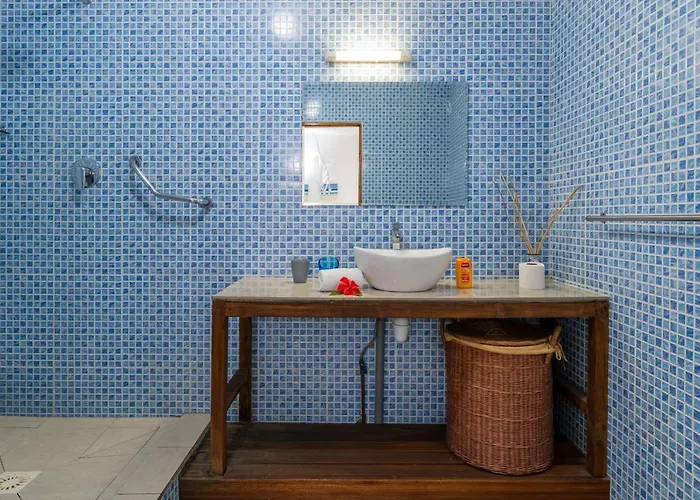 Affittacamere The Beach House 3*